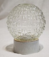Fali lámpa retro gömb búra , porcelán lámpatest , kristályüveg búra , 18 x 15 cm