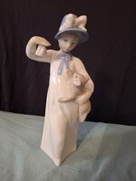 Spanyol Rex Valencia macskával játszó kislány  porcelán figura hibátlan szép festéssel kb 20-cm