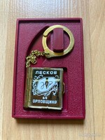 Szovjet minikönyv - kulcstartó