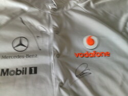 Lewis Hamilton, és Janson Button által dedikált Mclaren - Mercedes mez 2011 -ből