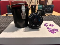 Pentacon Auto MC 28mm f/2.8 M42 objektív tokkal