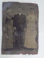 Dagerrotípia, kb. 1850-70-es évek. Jó állapotú, vörösréz lemez. 8 x 4 cm.