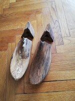 Antique Wooden Shoe Tree Pair – Pest-Free, Beautiful Grain