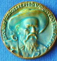 Zsolnay eozin mázas porcelán plakett szép Zsolnay portréval