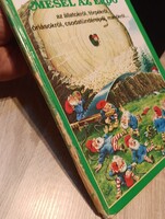 Tony Wolf: Mesél az erdő az állatokról, törpékről, óriásokról, csodatündérekről... (Bembo)