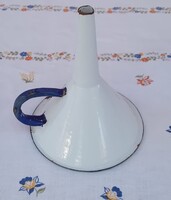 Régi zománcozott tölcsér 13x10 cm