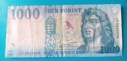 2023 évi 1000 Forintos, jelentős nyomdahibával.