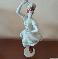 Hollóházi porcelán figura - Csárdáskirálynő