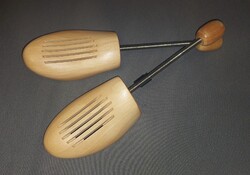 Spring-loaded Shoehorn 36-38