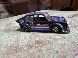 Polistil Golf GTI kisautó