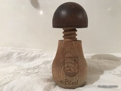 DIÓTÖRŐ - FA - JELZETT - 13 x 6 cm - RETRO -  OSZTRÁK - HIBÁTLAN