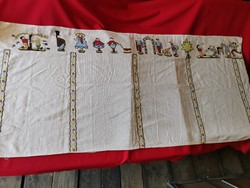 Gyerek vart falvédő 1940-1950 évekből