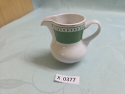 X0377 Hollóházi tejszínes kiöntő 8,5 cm  ﻿a képeken látható állapotban