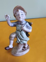 ​Wagner & Apel (Bertram) német porcelán suszterinas / cipész fiú (13 cm)