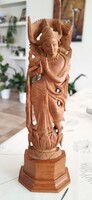 Kézzel faragott indiai Krisna faszobor 20 cm