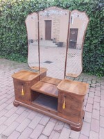ELŐSZOBAI FÉSÜLKÖDŐ