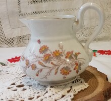 Mezei virágmintás porcelán kiöntő, tejeskancsó