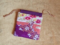Autentikus japán, zsinóros textil szütyő A045