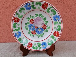 Kispesti Gránit porcelán falitányér népi motívummal 23 cm