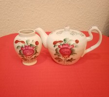 Kelet - fríz rózsa mintás porcelán kiöntő és teatartó
