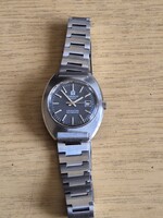 Vintage stílusú, rozsdamentes acélból készült Tissot Seastar Automatic női karóra az 1970-es évekből