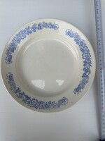 Orosz porcelán tányér számomra ismeretlen