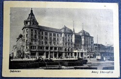 Debrecen / Arany Bika -szálló, villamos    -  retro képeslap