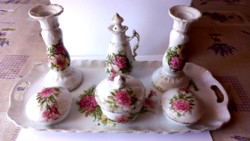 Antik Victoria Carlsbad porcelán fésülködőasztal garnitúra (1891–1918)