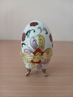Fabergé stílusú porcelán