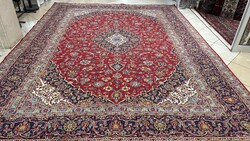 4576 HATALMAS MÉRETŰ IRÁNI KASHAN KÉZI GYAPJÚ PERZSA SZŐNYEG 290X400CM