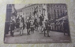 IV.Károly koronázása - Főurak az országzászlókkal