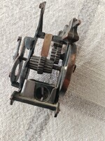 Miniatűr, vintage óra - " ceruza hegyező