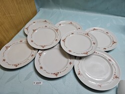 T2227 Alföldi csipkebogyó mintás kistányérok 8 db 19 cm