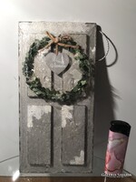 KARÁCSONYFADÍSZ - ÚJ - 20 x 10 cm -  FA  AJTÓ KOSZORÚVAL CSILLÁMOS EZÜST - HIBÁTLAN