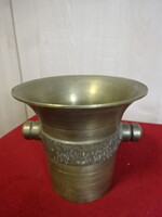 Réz mozsár, magassága 12 cm, átmérője 13 cm. Jókai.