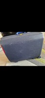 Samsonite bőrönd kemény falú, gurulós bőrönd, két kerékkel, mérete 69x55x23cm