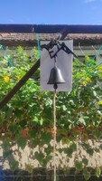 Rusztikus öntöttvas lófigurás kapucsengő / harang – 20 cm