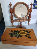 Asztali tükör és festett doboz fából, népies, régi