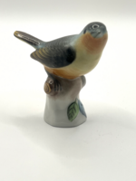Eredeti Herendi vörösbegy porcelán figura (Modellszám: 5048) – Hibátlan!