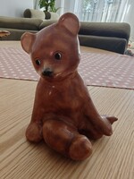 Retro Bodrogkeresztúri kerámia mackó – Ülő barna maci figura (14 cm)