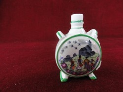 Zsolnay porcelán antik mini kulacs. Pajzspecsétes. 7.5 cm magas Vanneki! Jókai