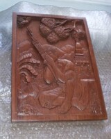 Faragás. Kemény fa.35 cmx 25cm. szélessége: 2,5 cm.