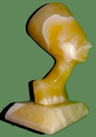 Vintage Egyptian Revival NOFERTITI büszt mellszobor alabástrom/onix asztaldísz polcdísz 18cm