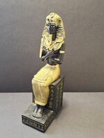 Egyiptomi fáraó műgyanta szobor, 22 cm