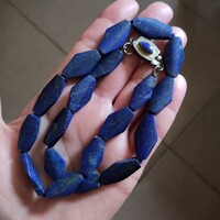 50cm Régi lapis lasuli (Navahoo) Észak Amerikai hasáb szemes nyakék (925)