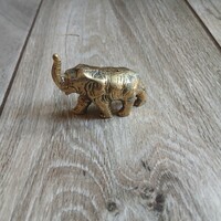 Szép régi réz elefánt szobor II. (4,4x5,3x1,6 cm)