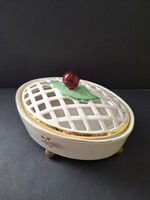 Hollóházi porcelán áttört fedeles nagyméretű bonbonier, 16,5 x 11 x 11 cm
