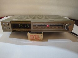 Retro Philips D3210-FTD ébresztős rádió fluoreszkáló éjszaka sem zavaró kijelzővel
