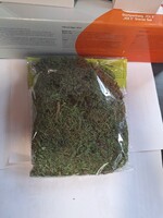 Terepasztalhoz, moha, fű, hó, virágok