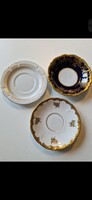 Weimari 3db 11cm átmérőjű, gazdagon aranyozott porcelán tálkák, az egyik valódi kobaltkék